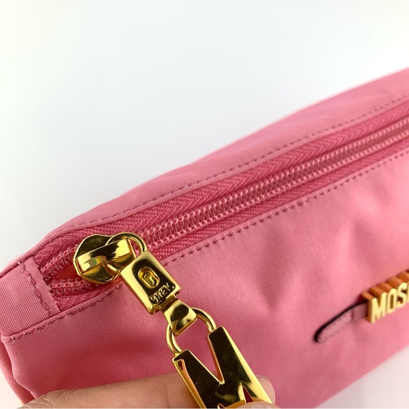 Vintage RARE Moschino Redwall Pink Nylon Zip Make Up Bag Cosmetic Pouch - Picture 10 of 12